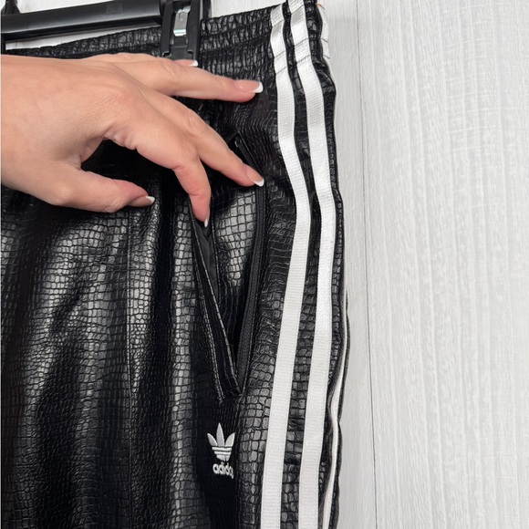 Adidas Originals Faux Leather premium luxe track pants snake python - Picture 3 of 10